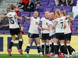 亚冠二级前瞻：卡雅5战全负表现低迷，浦项遭遇伤病困扰