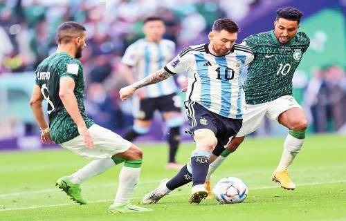 欧冠16强身价对比：皇马、巴萨、阿森纳超10亿欧，布鲁日最低