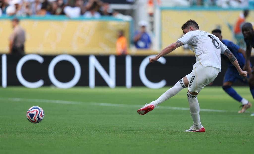 RAC1：费尔明、托雷和马丁将提前返回巴萨，备战下周补赛